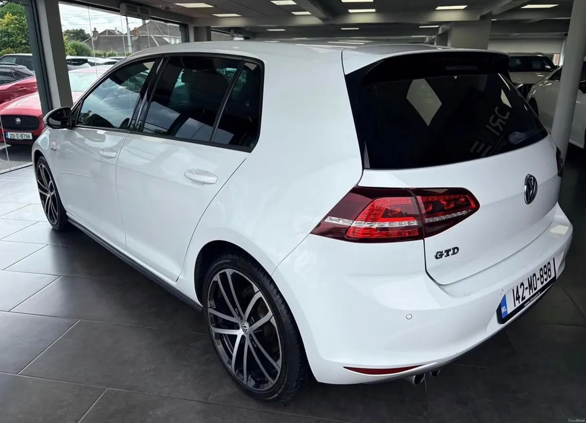 Volkswagen Golf 2014 2.0 GTD - Image 3