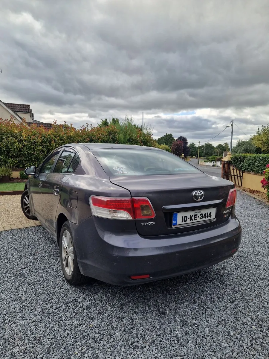 Toyota Avensis 2010 - Image 3