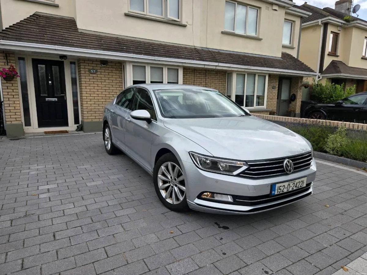 2015 Passat - Image 1