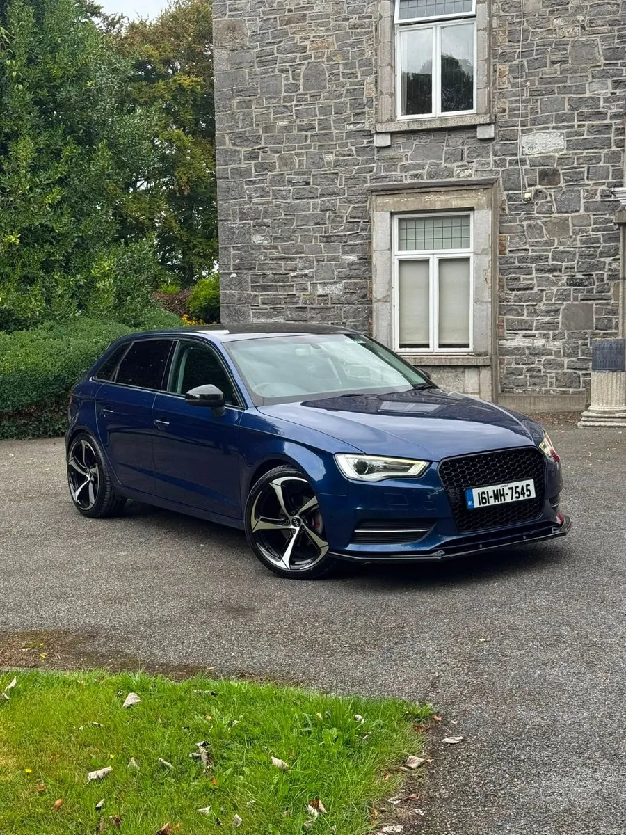 Audi A3 Sportsback 1.4 TFSI Attraction Camera - Image 1