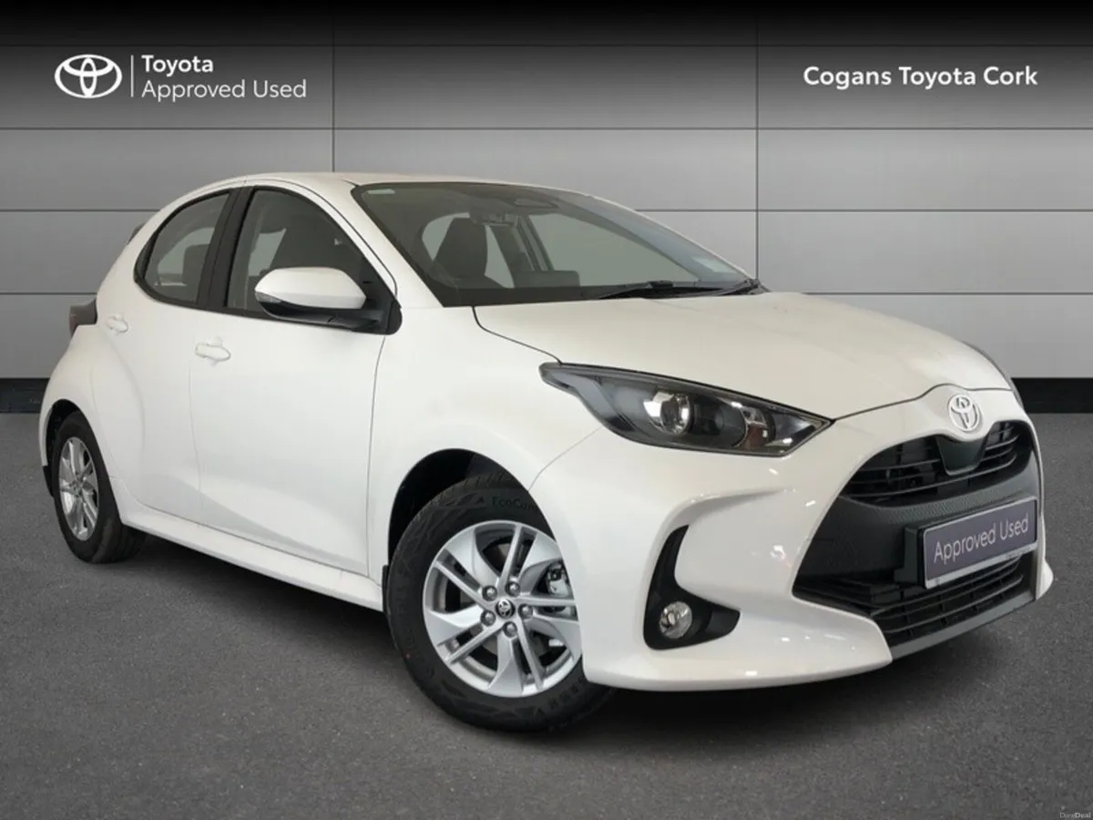 Toyota Yaris 1.5 - Image 1