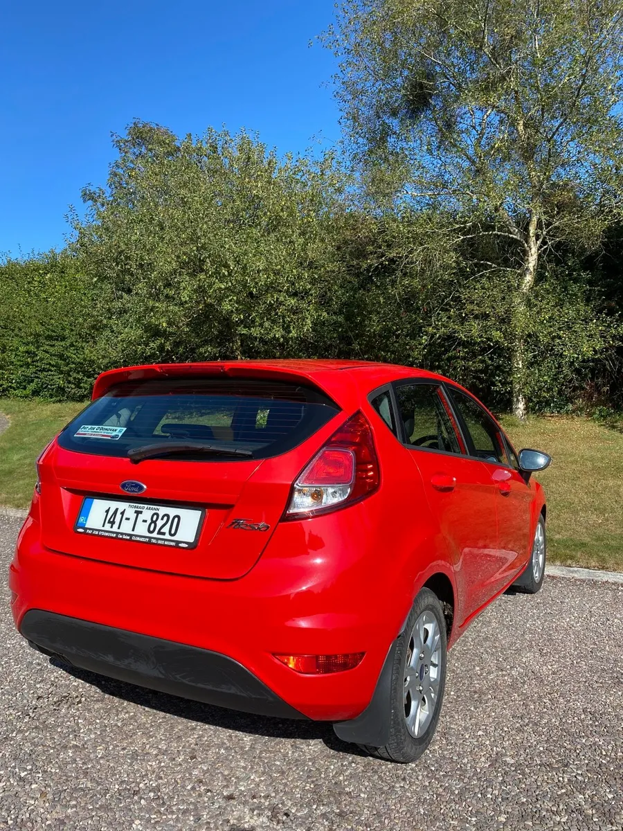 Ford Fiesta 2014 - Image 2