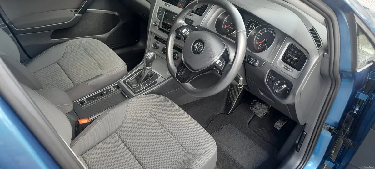 RARE Vw GOLF TDI, Hi-Spec, Low Mileage, Irish Car - Image 4