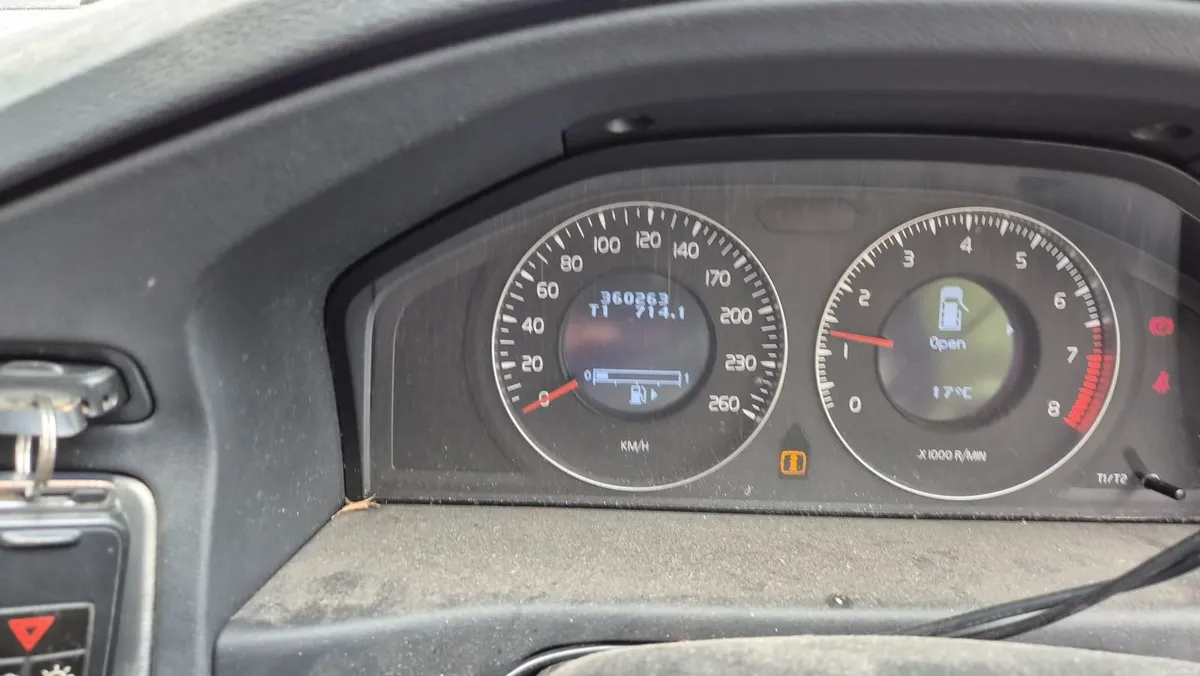 Volvo V70 2008 - Image 5