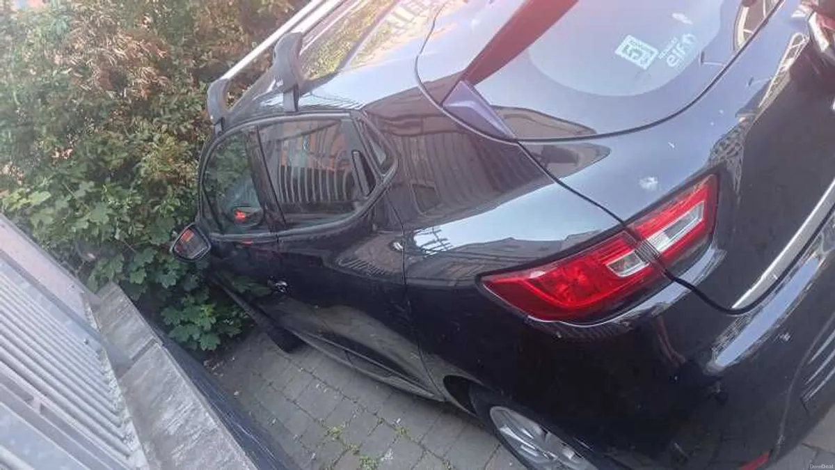 2017 Renault Clio - Image 3