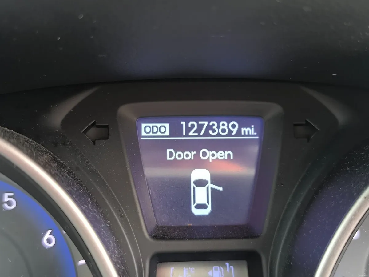 Hyundai i30 2012 Active Model (brand new NCT) - Image 4