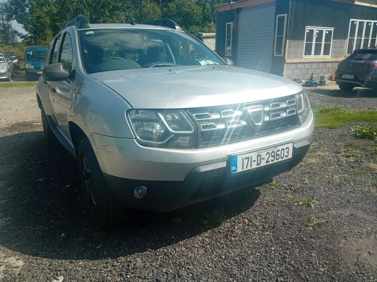 Dacia Duster 2017 - Image 2