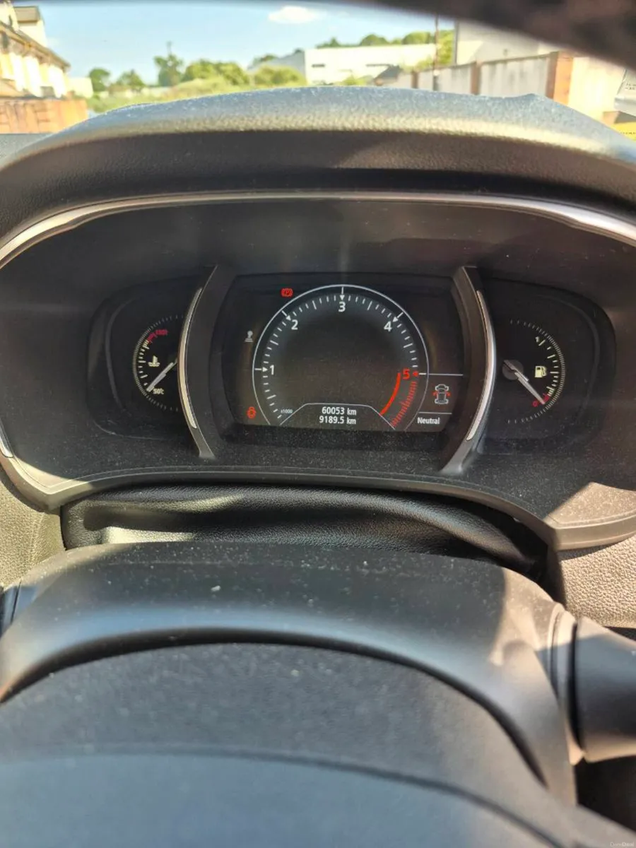2018 Renualt Megane- Low mileage 60k- Sunroof - Image 3