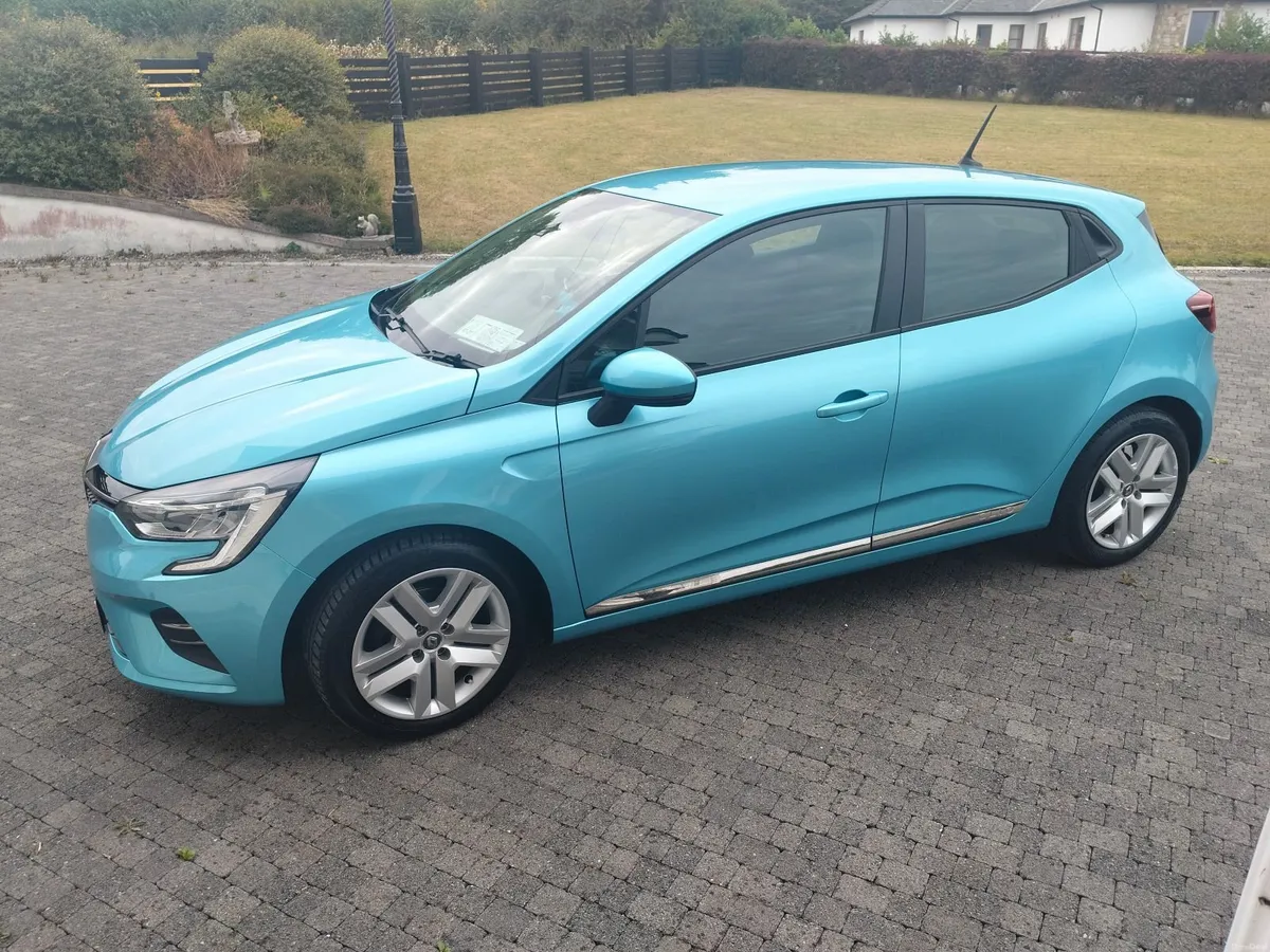 Renault Clio 2020 - Image 2