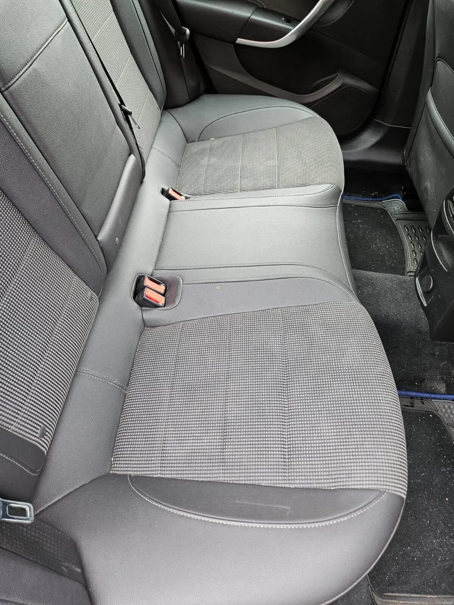 Opel insignia 2.0  nct 01/2027tax 10/2026 - Image 6