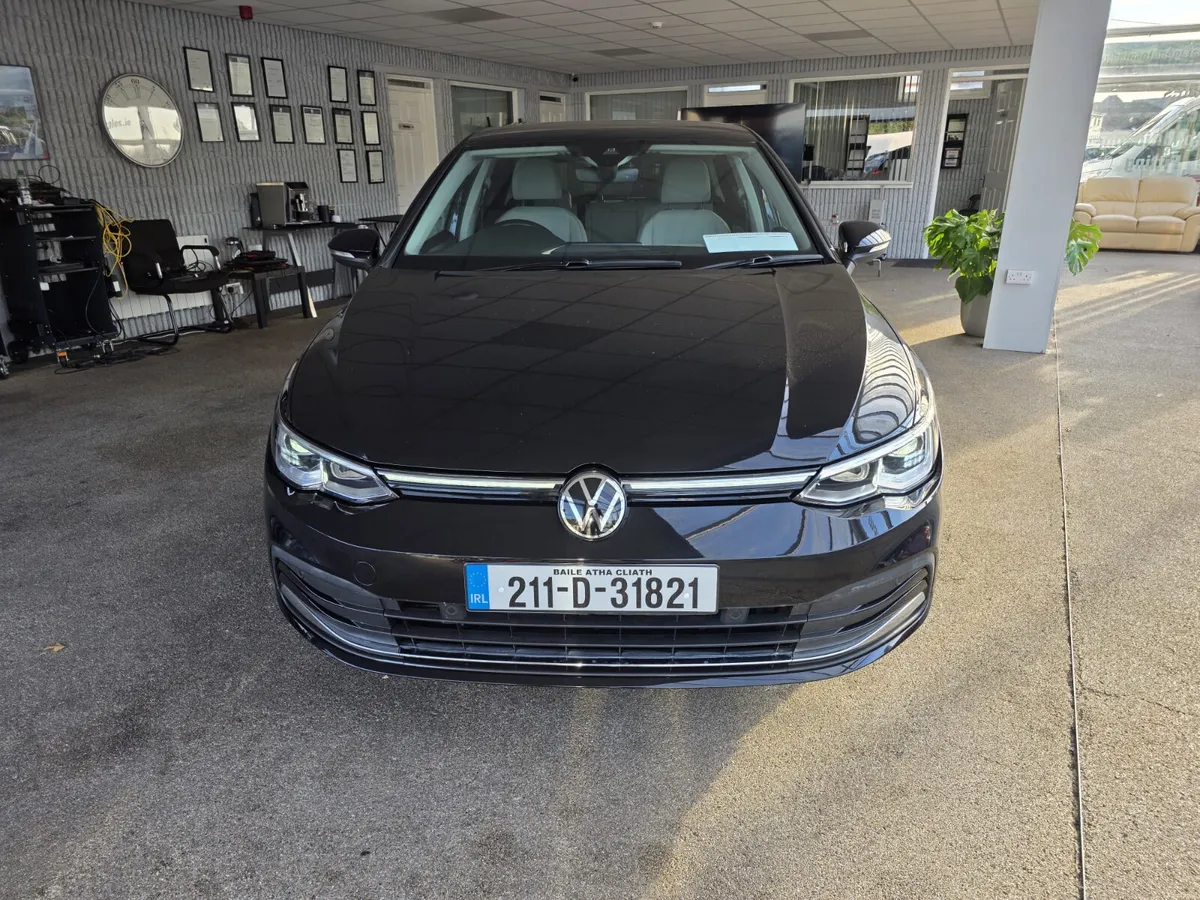 Volkswagen Golf 1.5 eTSI 150HP Style DSG MHEV 2021 - Image 5