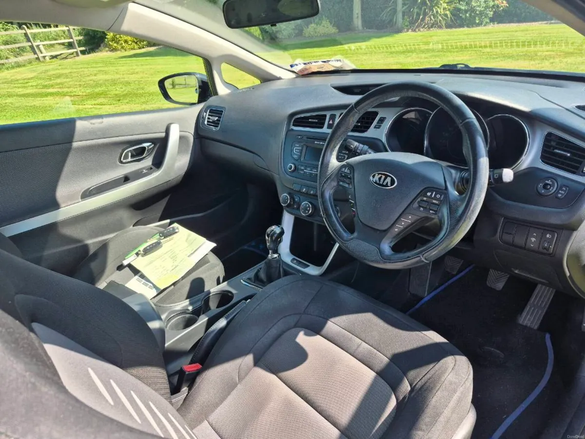 KIA PRO CEED DIESEL - Image 6