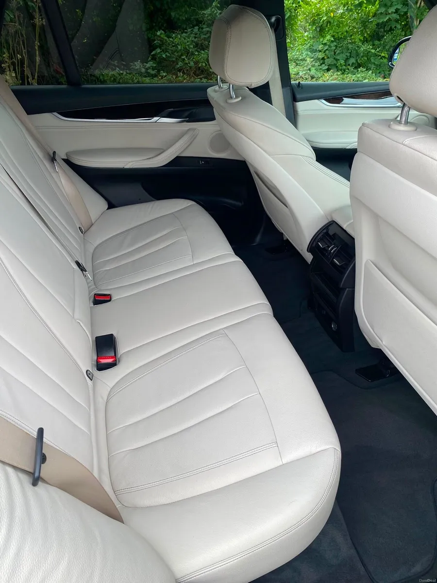 Bmw X5 Xdrive25d M sport - Image 6