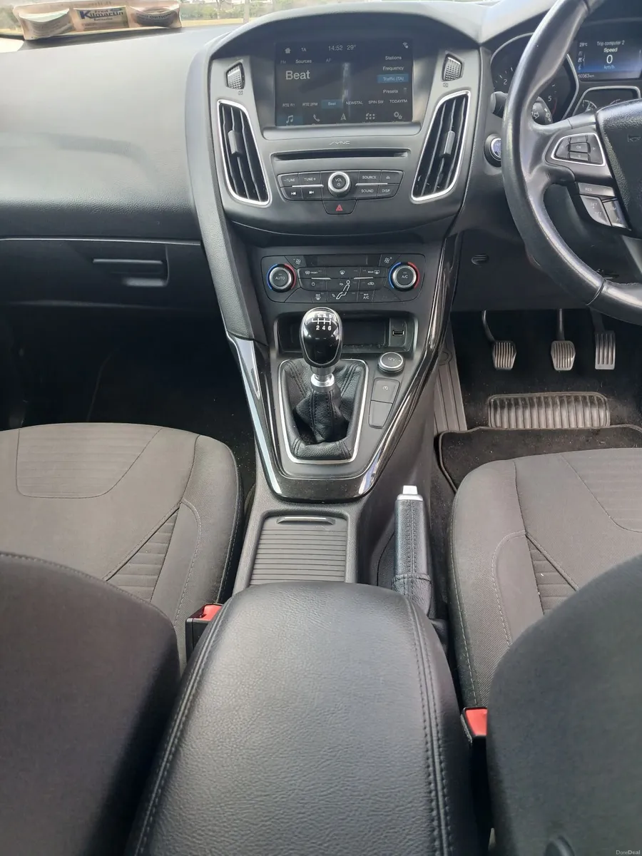 Ford Focus 2019 - Image 5