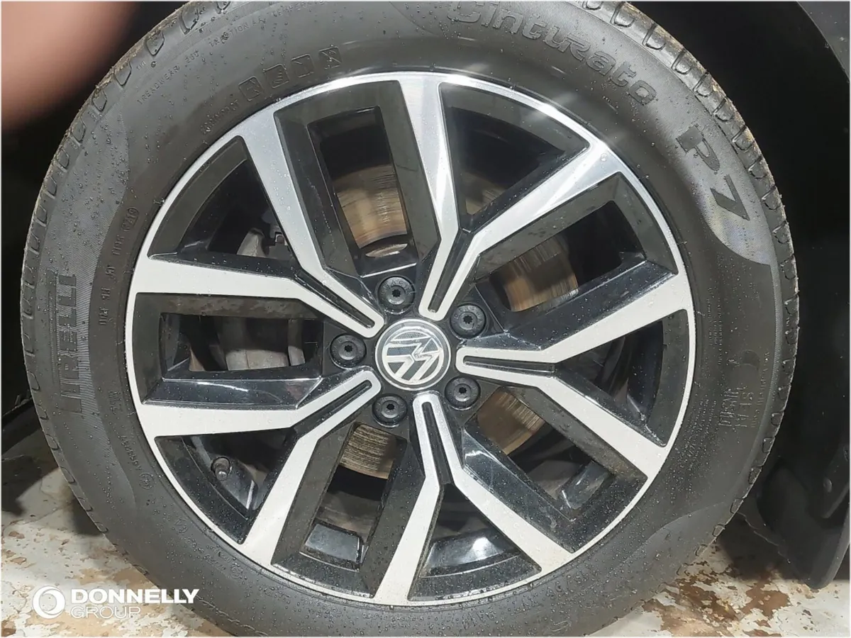 Volkswagen Passat 1.6 TDI SEL 4dr DSG - Image 5