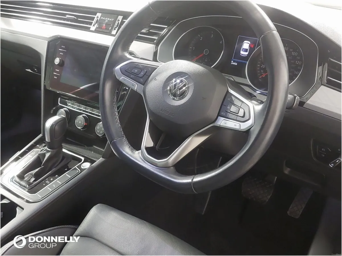Volkswagen Passat 1.6 TDI SEL 4dr DSG - Image 6