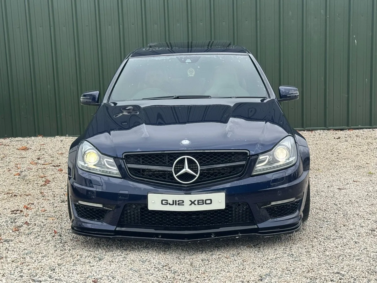 2012 C63 PERFORMANCE PACK FACELIFT - Image 2
