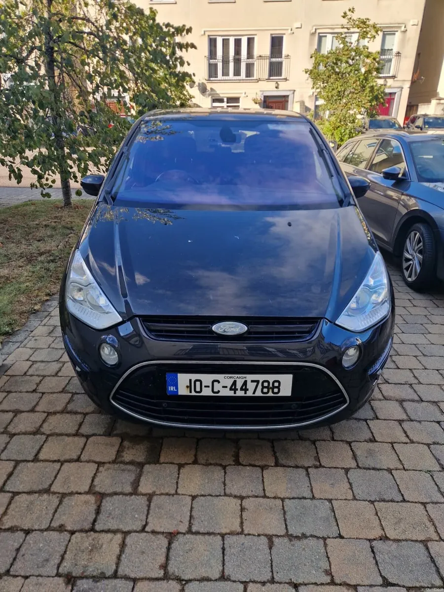 Ford S-Max 2010 - Image 1