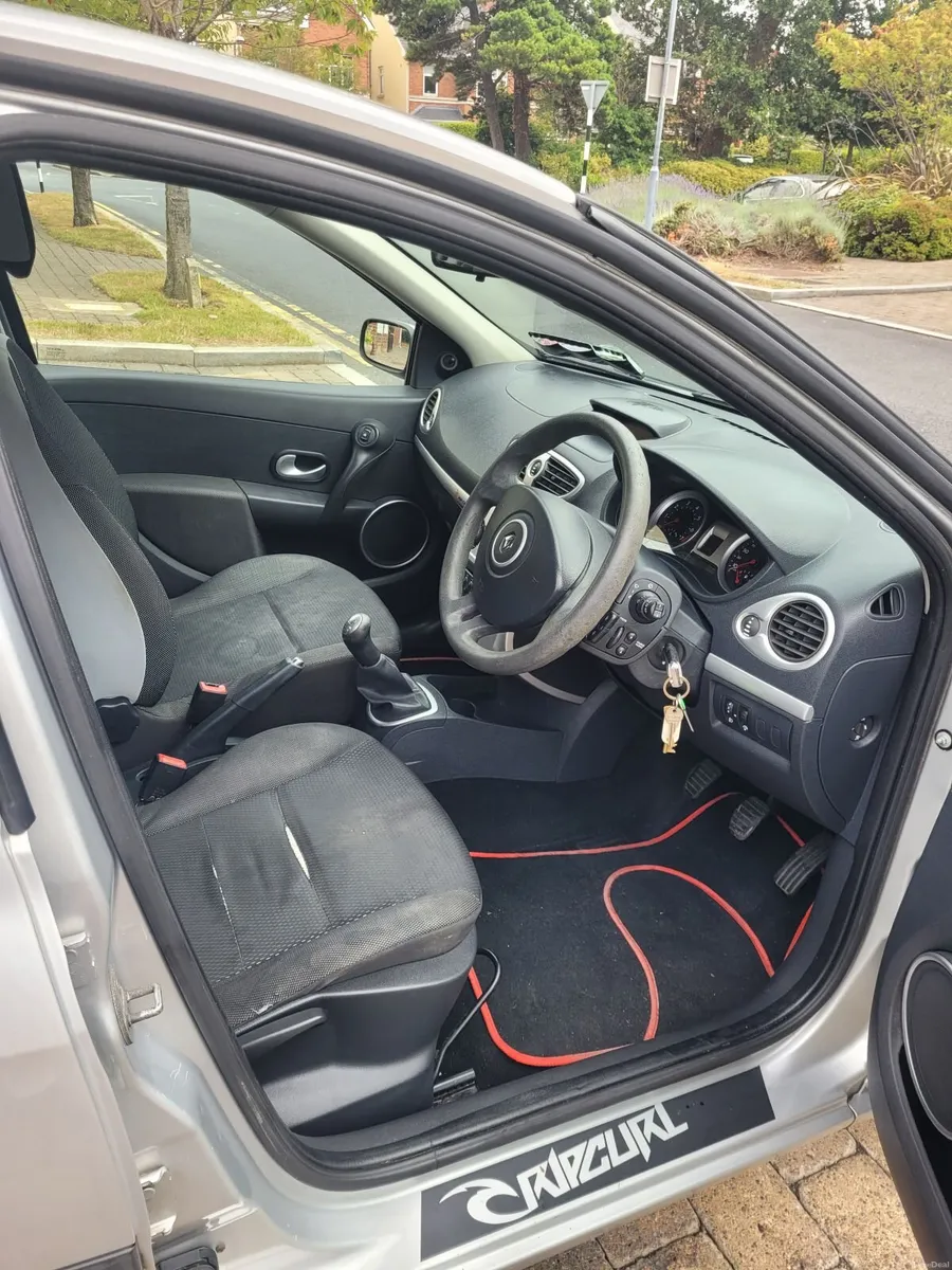 Renault Clio 2009 - Image 6