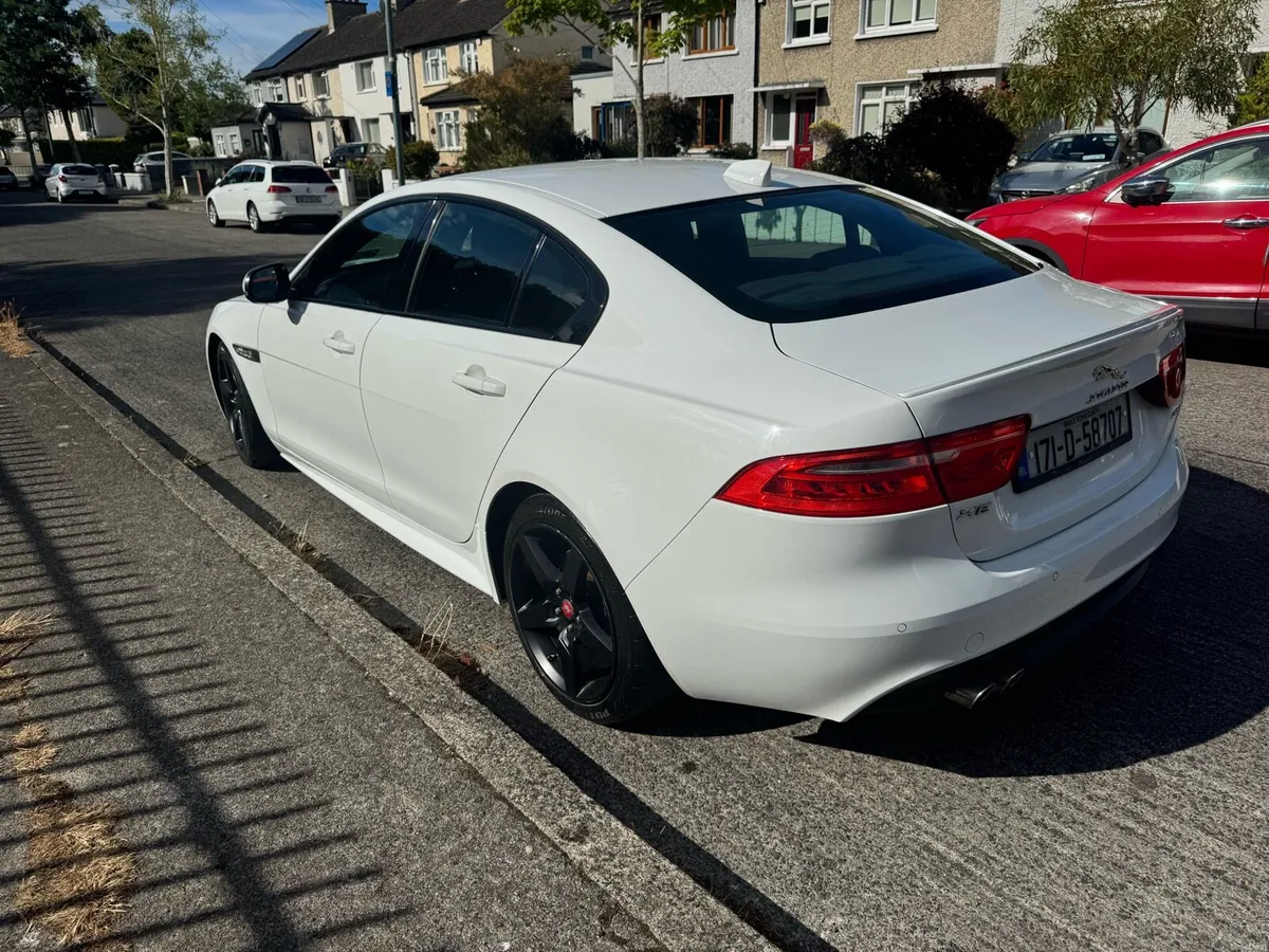 Jaguar XE R Sport - Image 2