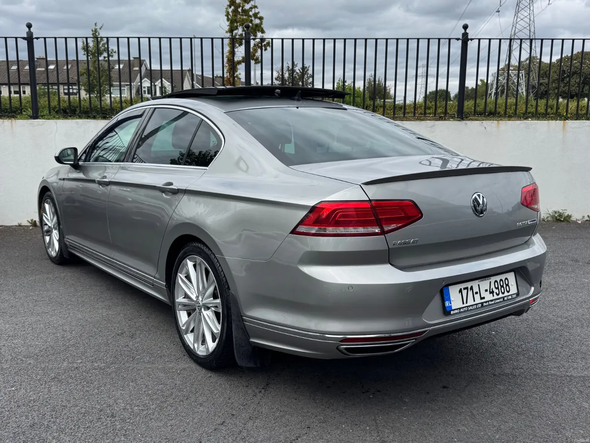 Volkswagen Passat 2.0 R LINE 2017 SUNROOF - Image 4