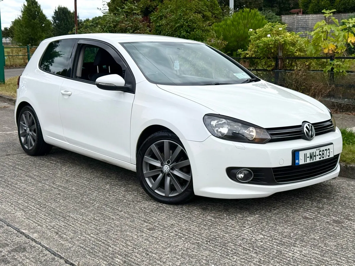 11 VW Golf 2.0 TDi Highline Nct Tax - Image 1