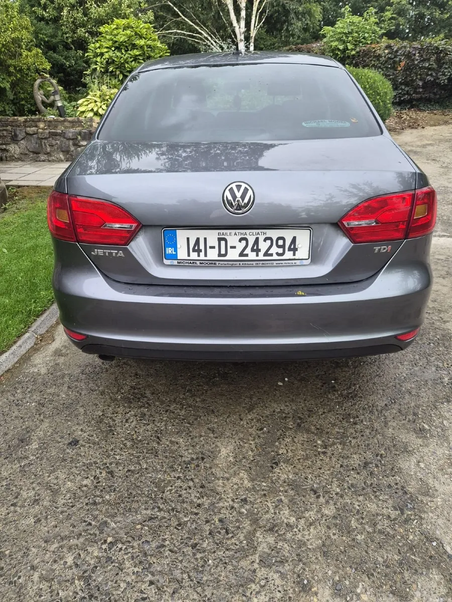 Volkswagen Jetta 2014 - Image 4
