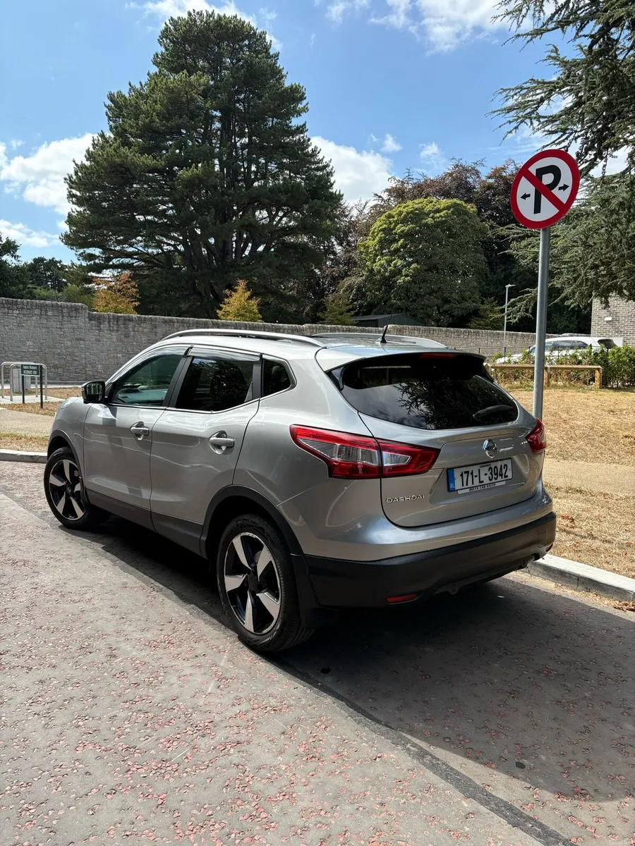 Nissan Qashqai SV Premium 1.5 dCi - Image 5