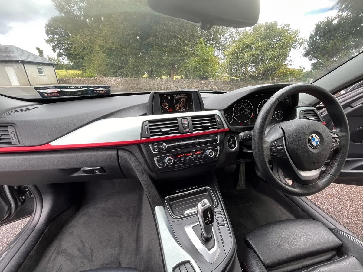 BMW 3 Series - Image 4