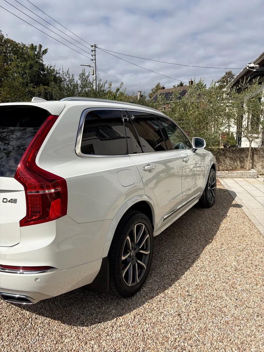 Volvo XC90 - Image 5