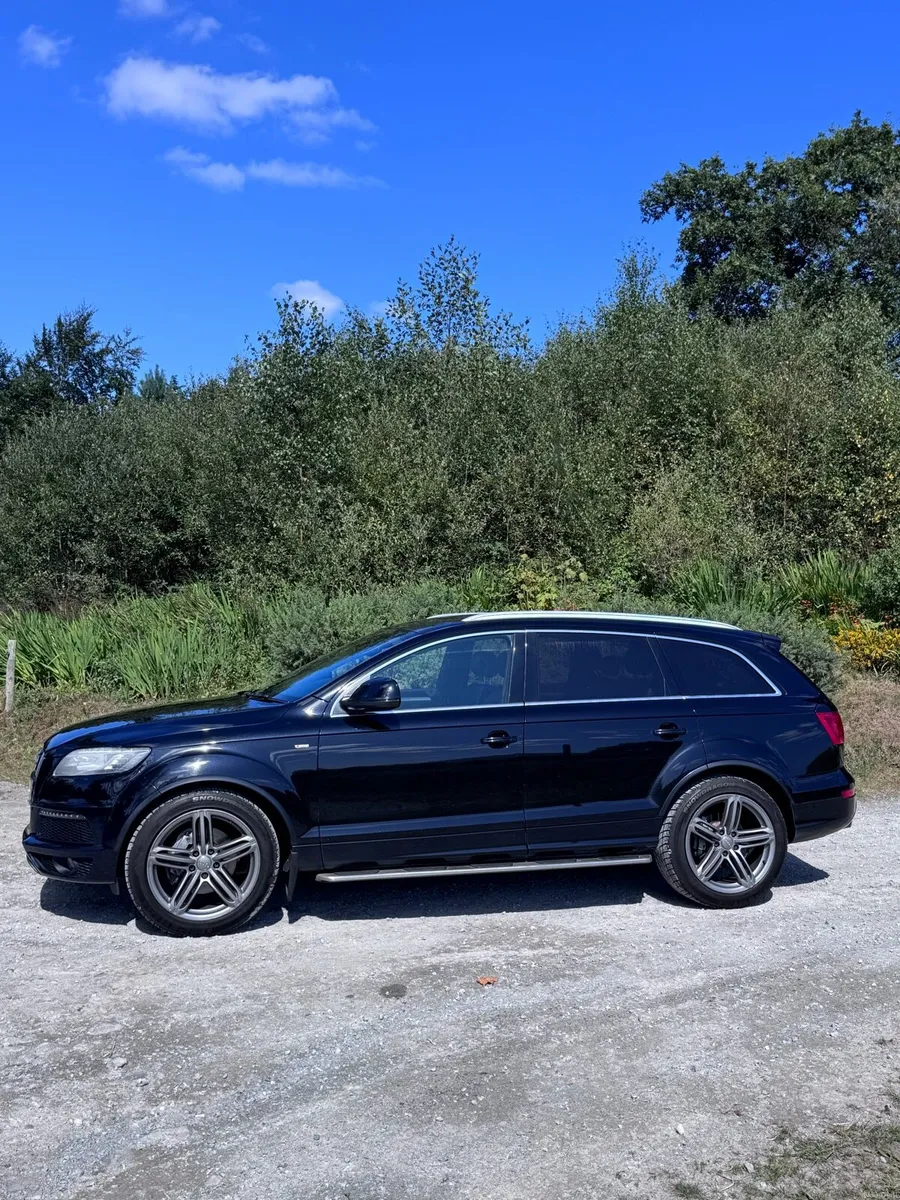 Audi Q7 S line - Image 2