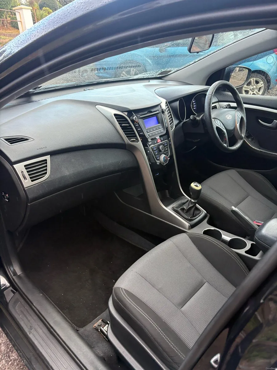Hyundai i30 - Image 5