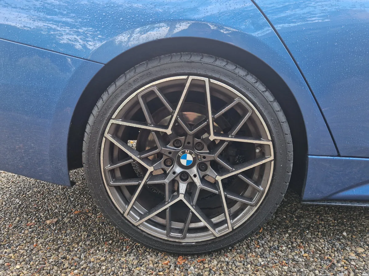 BMW 330e M-SPORT SHADOW EDITION,PRISTINE, WARRANTY - Image 6