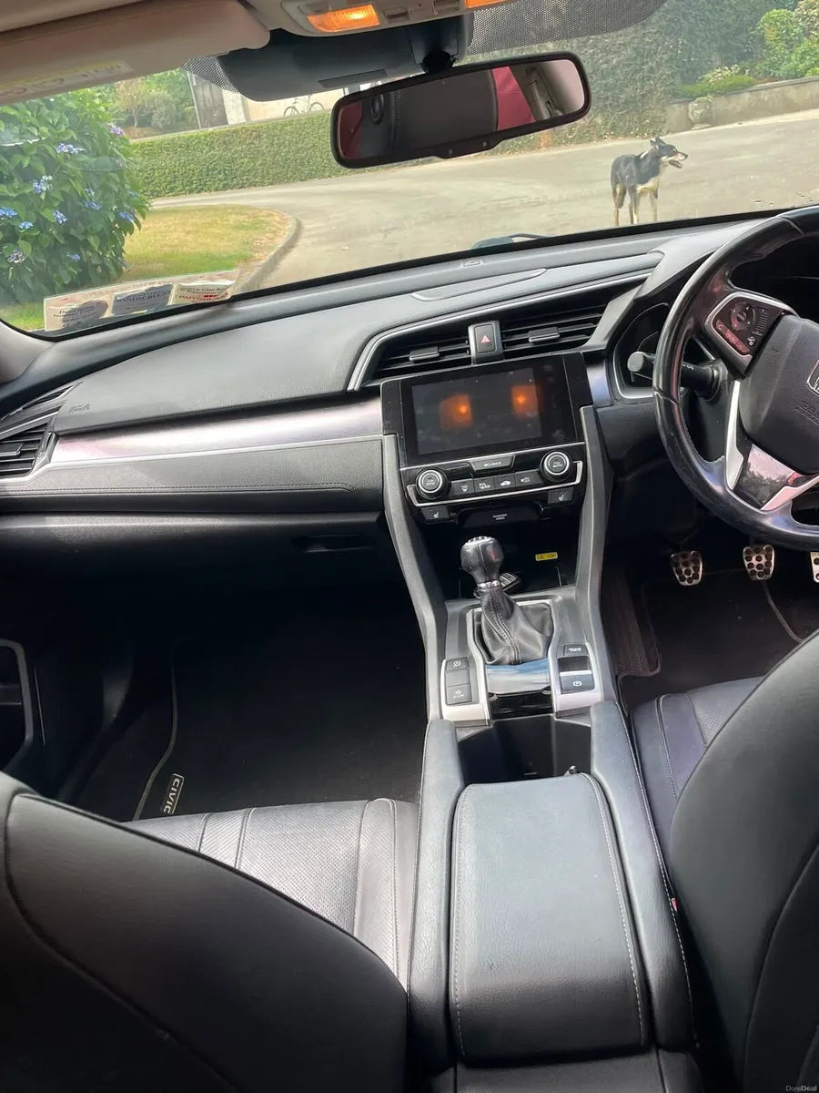 Honda Civic - Image 5