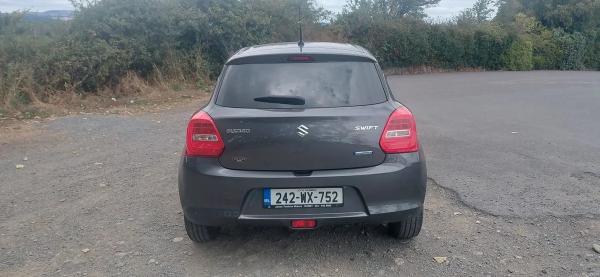 242 Suzuki Swift 1.2 Petrol Hybrid SZ-L - Image 3