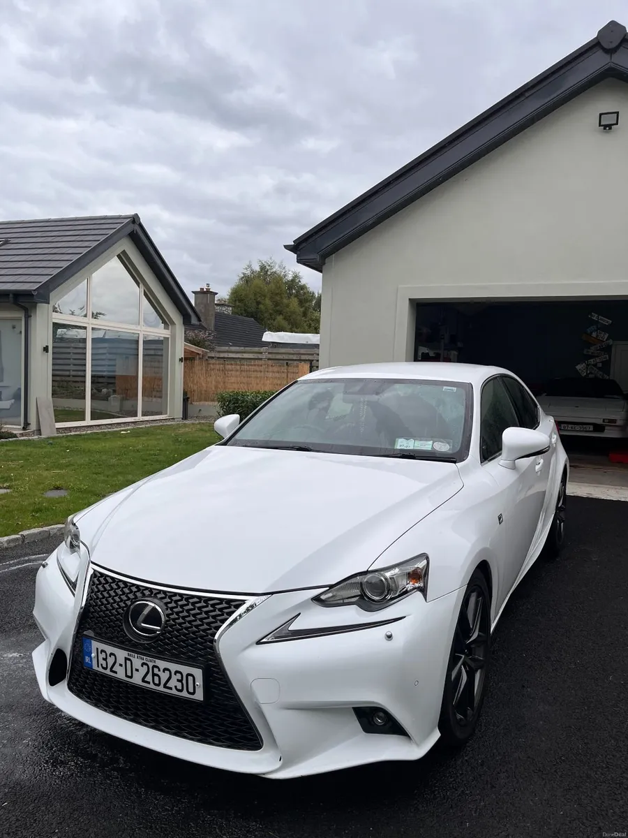 Lexus IS250 - Image 4