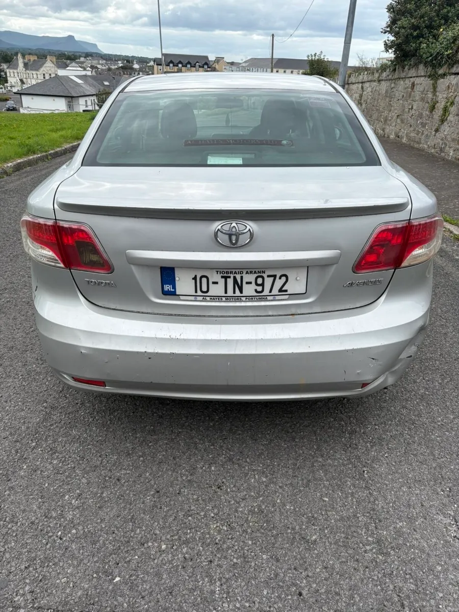 2010 Toyota Avensis 2:0 D4D - Image 6
