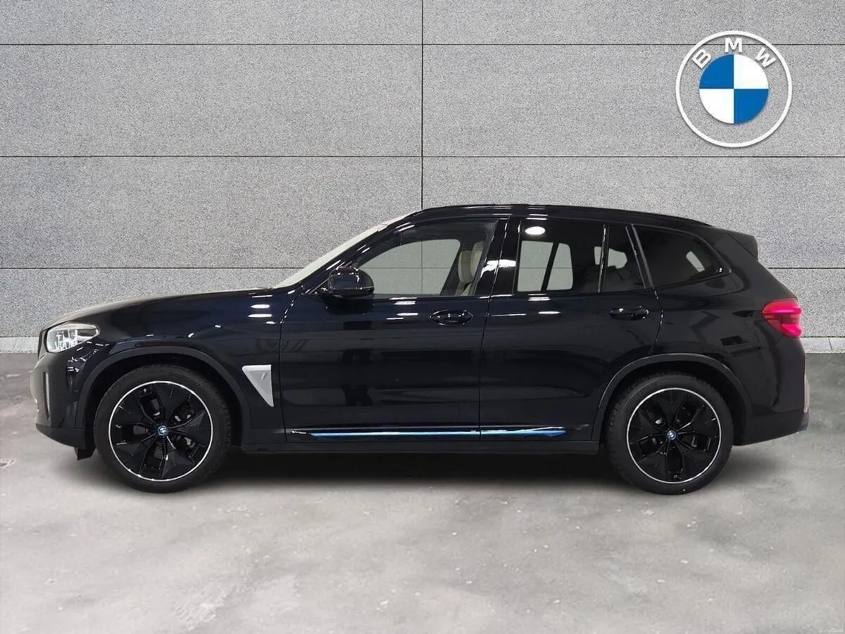 BMW iX3 Premier Edition Pro - Image 3