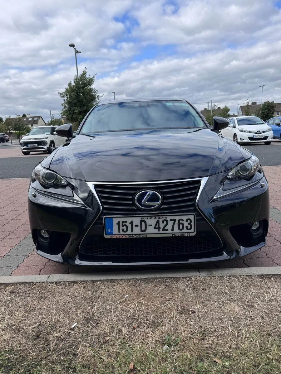 Lexus IS300 H - Image 3