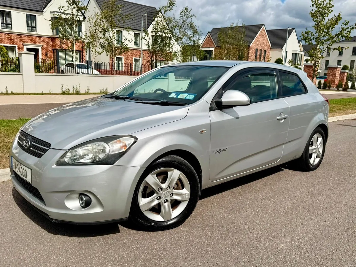 Kia Pro Ceed 1.4 petrol -NEW NCT- - Image 2