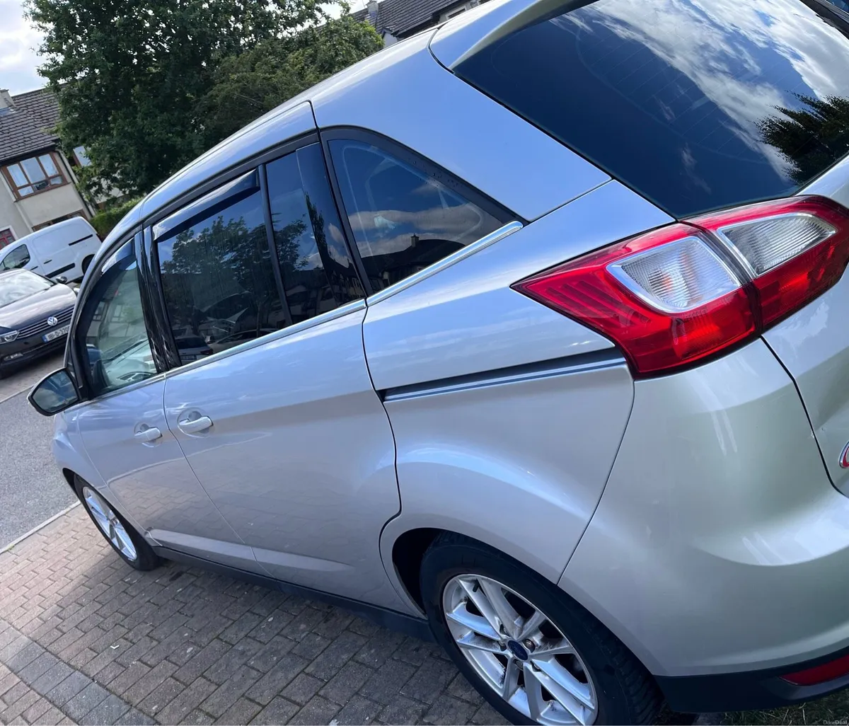 Ford Grand C-Max 1.5 TDCI ZETEC 120 "7 Seaters" - Image 5