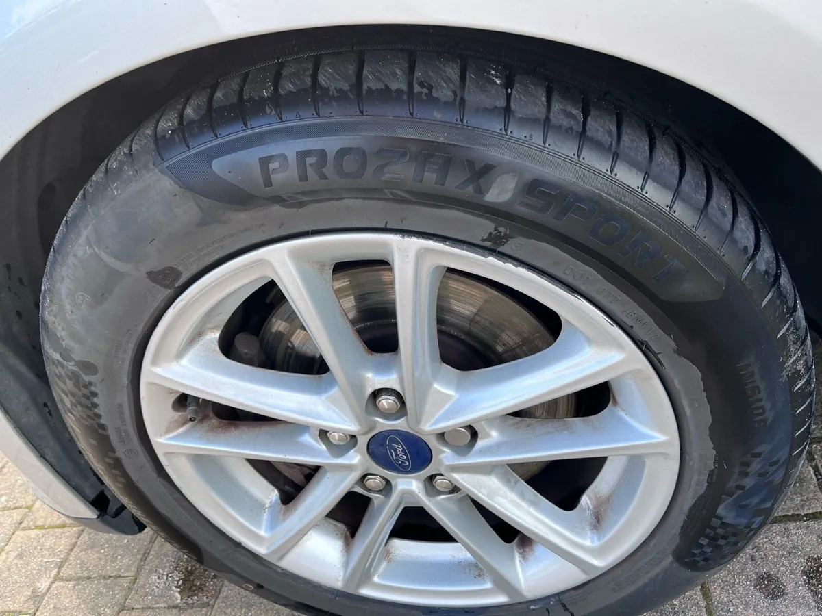 Ford Grand C-Max 1.5 TDCI ZETEC 120 "7 Seaters" - Image 4