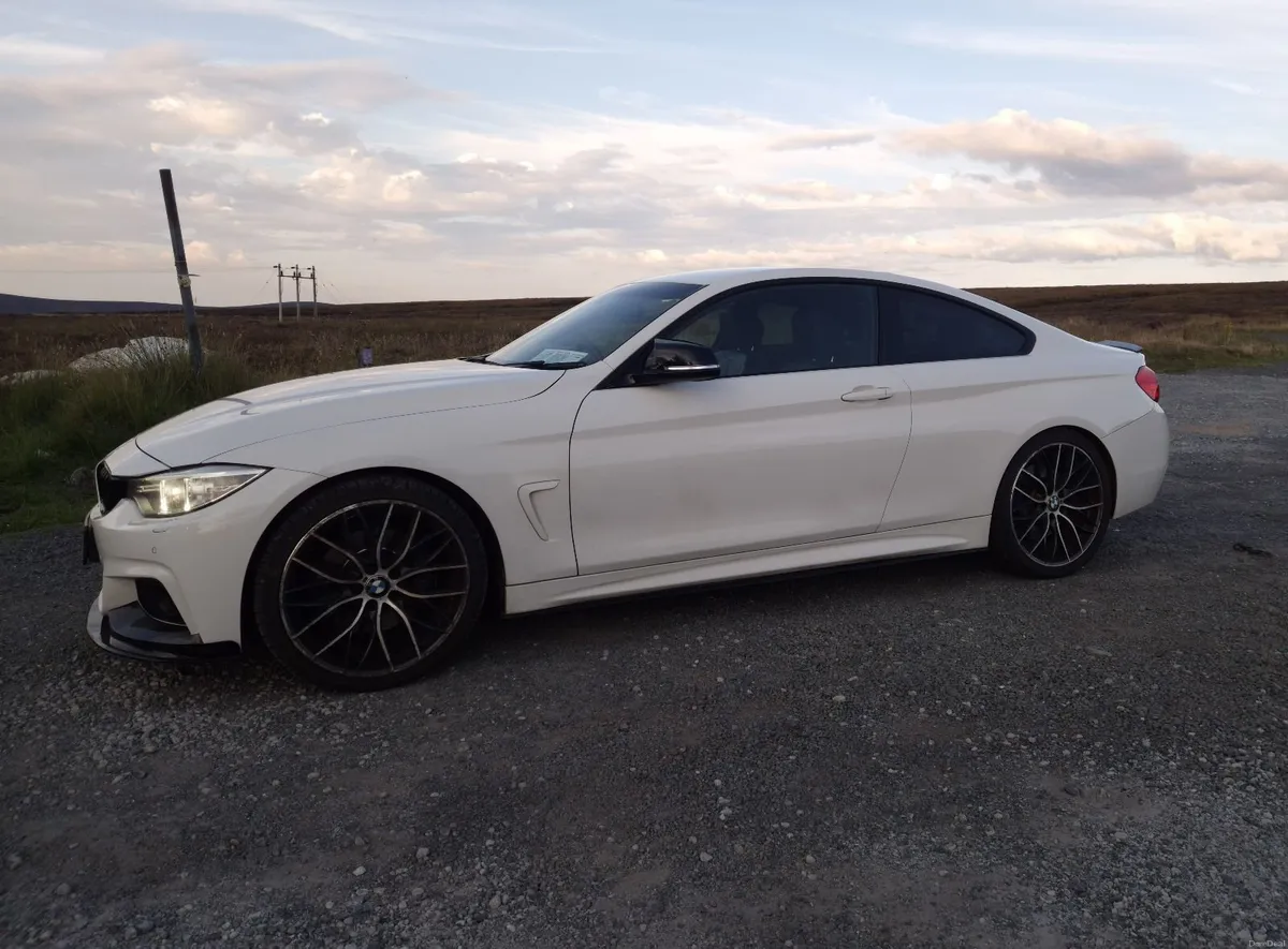 BMW 4-Series 2014 - Image 6