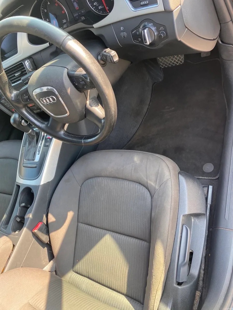 Audi a4 estate automatic - Image 4