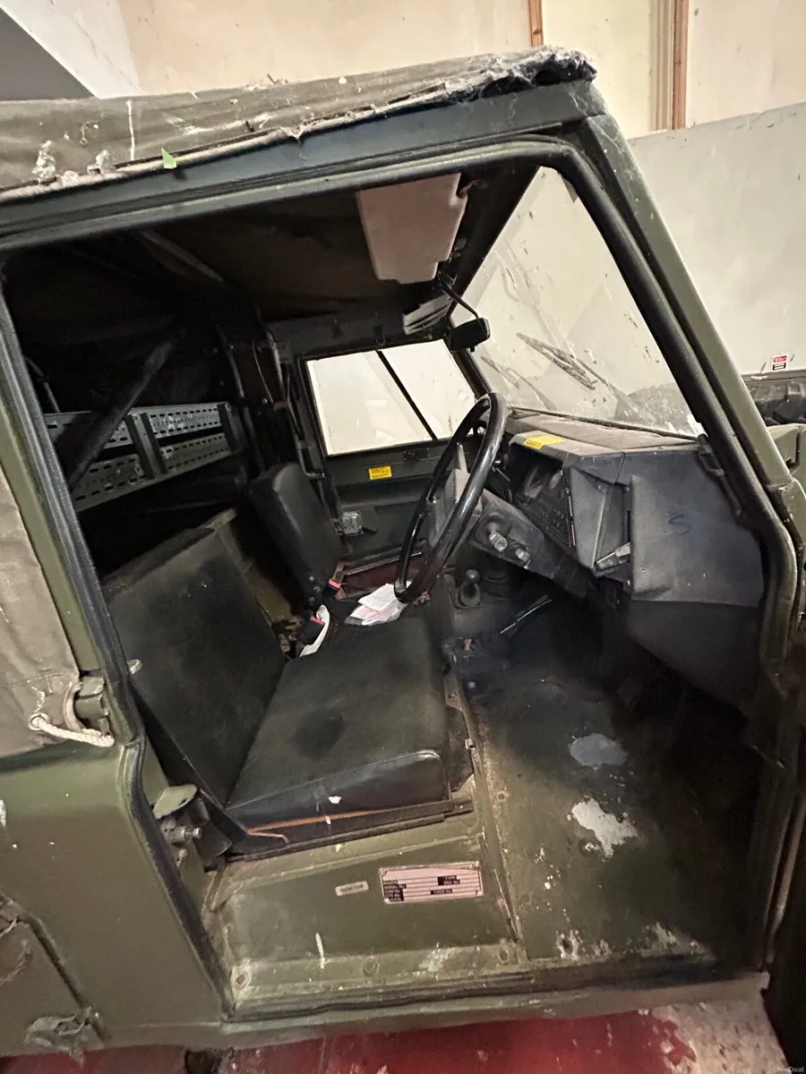 1985 ex-military Defender 110 - Image 5