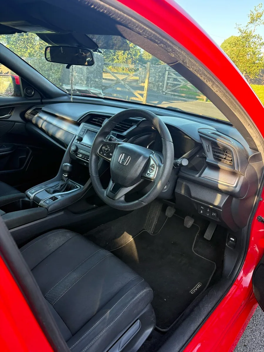 Honda civic 1.0 petrol - Image 5