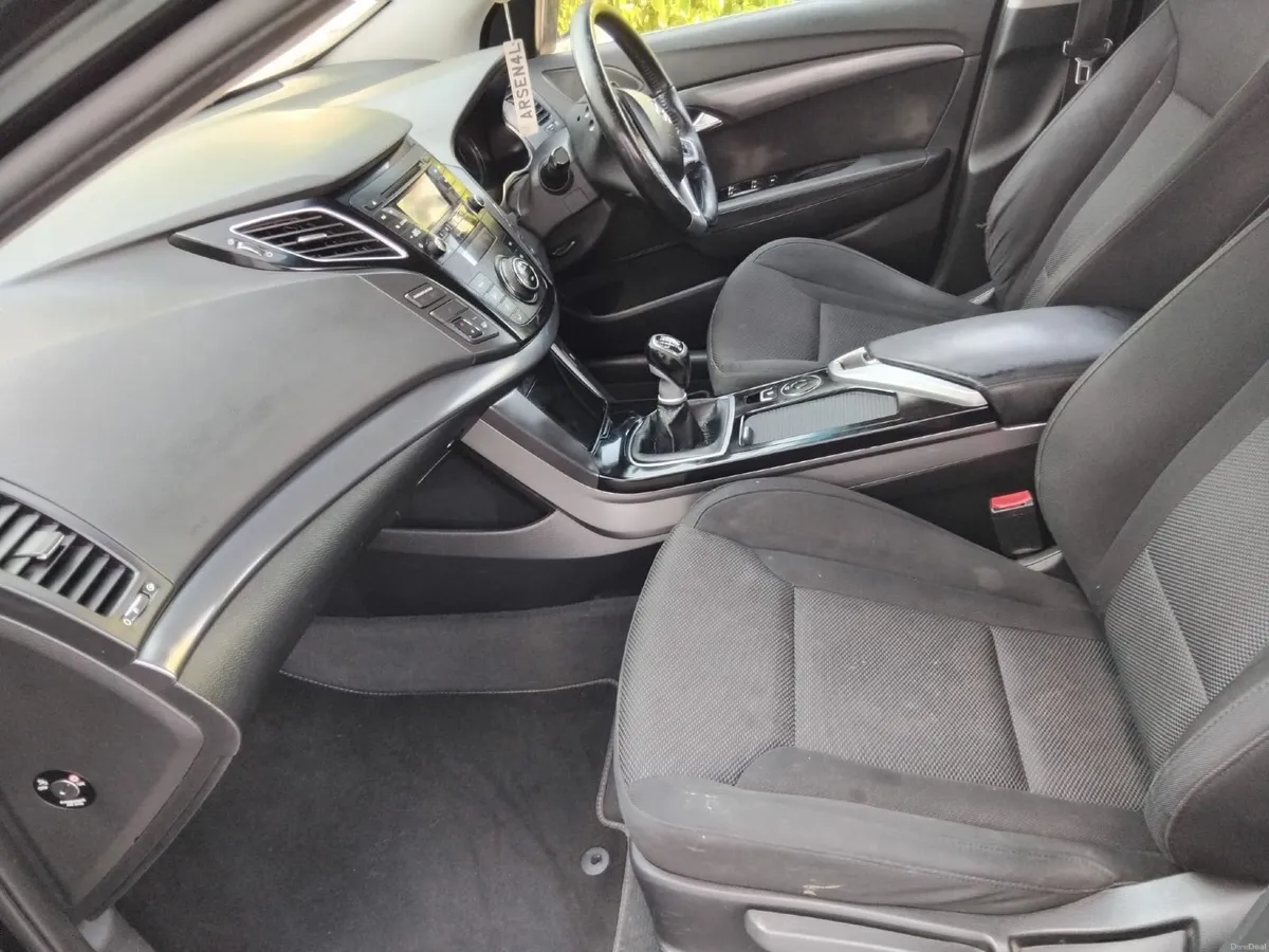 Hyundai i40 2011 - Image 6