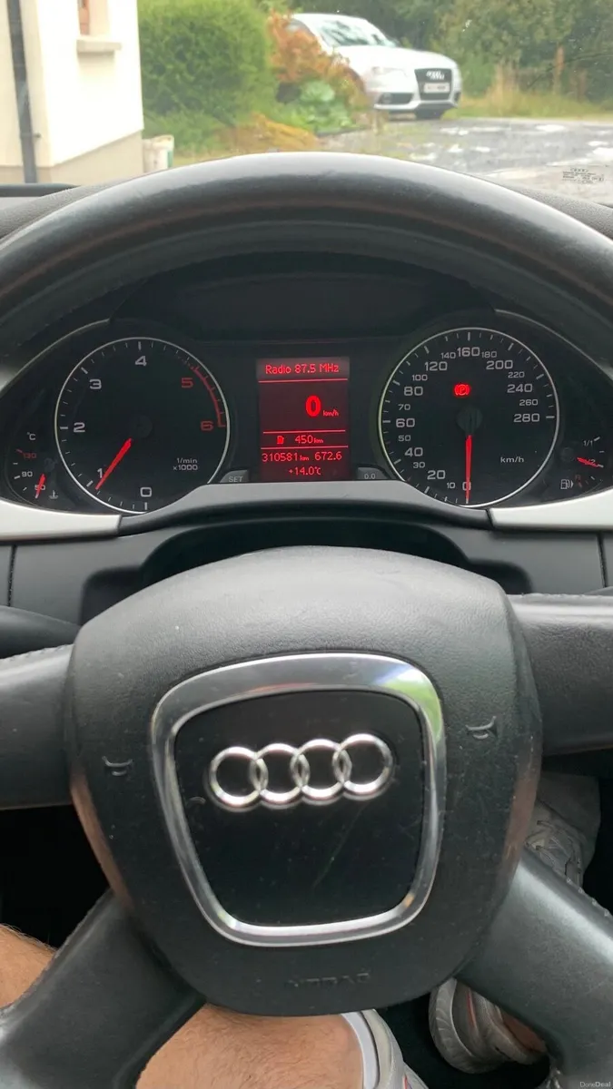 Audi A4 B8 2.0 TDI SE Saloon | Manual | NCT - Image 6