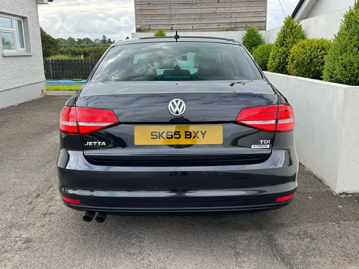 2015 Volkswagen Jetta GT 2.0 TDI 110 - Image 3