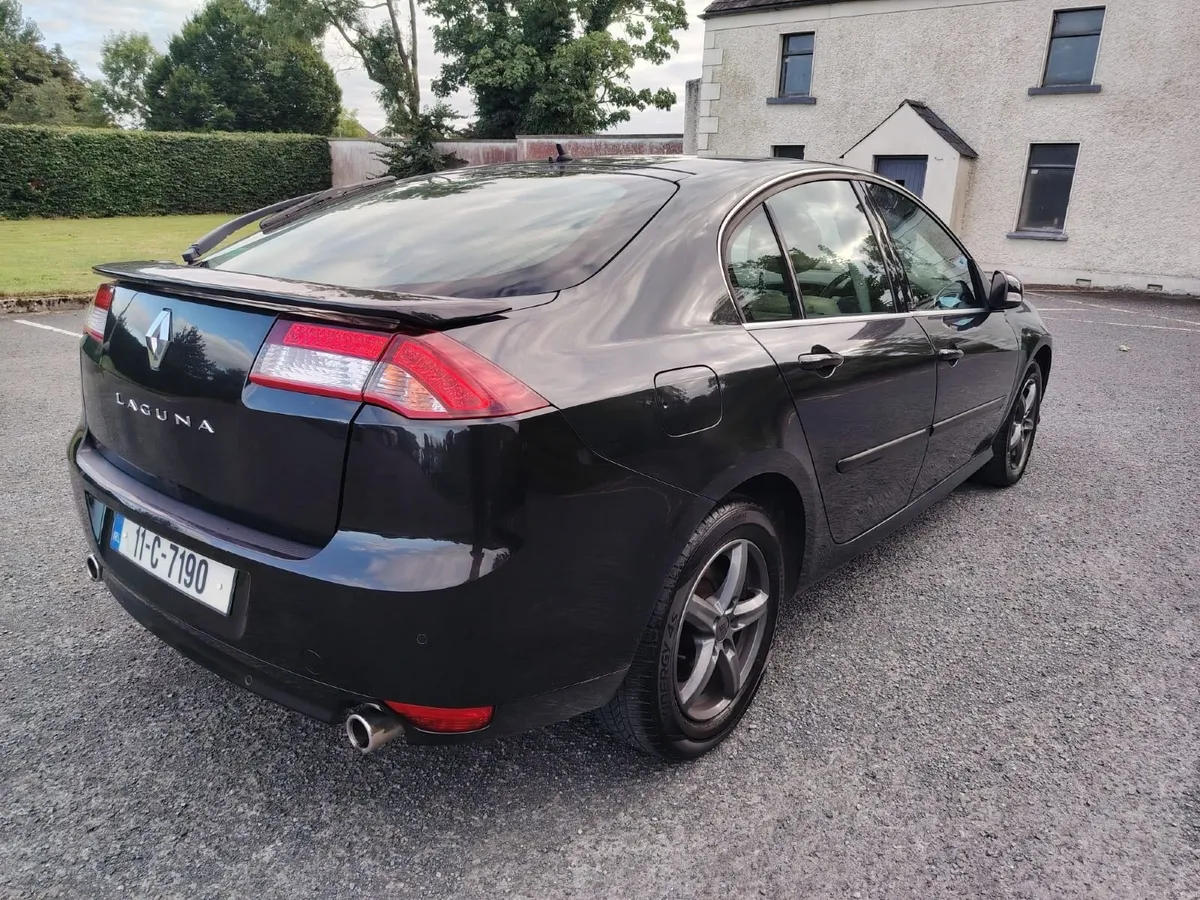 11 RENAULT LAGUNA HI SPEC NEW NCT 07/27 !! - Image 4